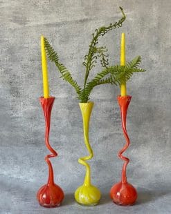 ваза для цветов яркая