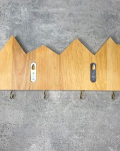 деревянная настенная ключница