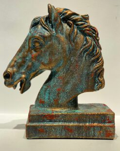 бюст голова шахматного коня