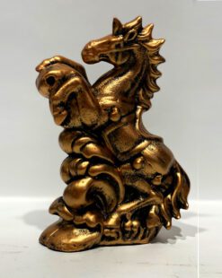 статуэтка лошадь золотая