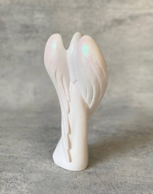 фигурка ангел с крыльями