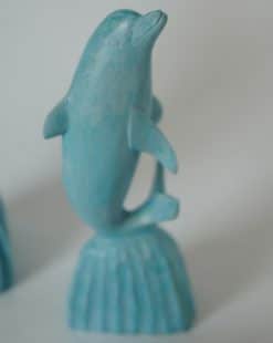 статуэтка дельфин