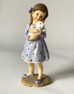 статуэтка девочка с кроликом
