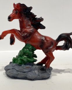 статуэтка скачущая лошадь