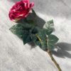 бордовая искусственная роза