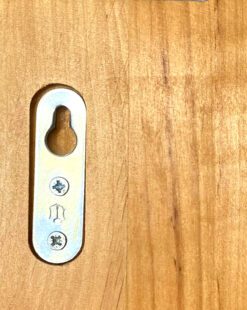 деревянная ключница открытого типа