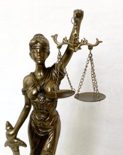 богиня фемида подарок