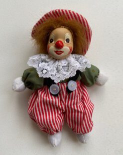 песочная фигурка клоуна